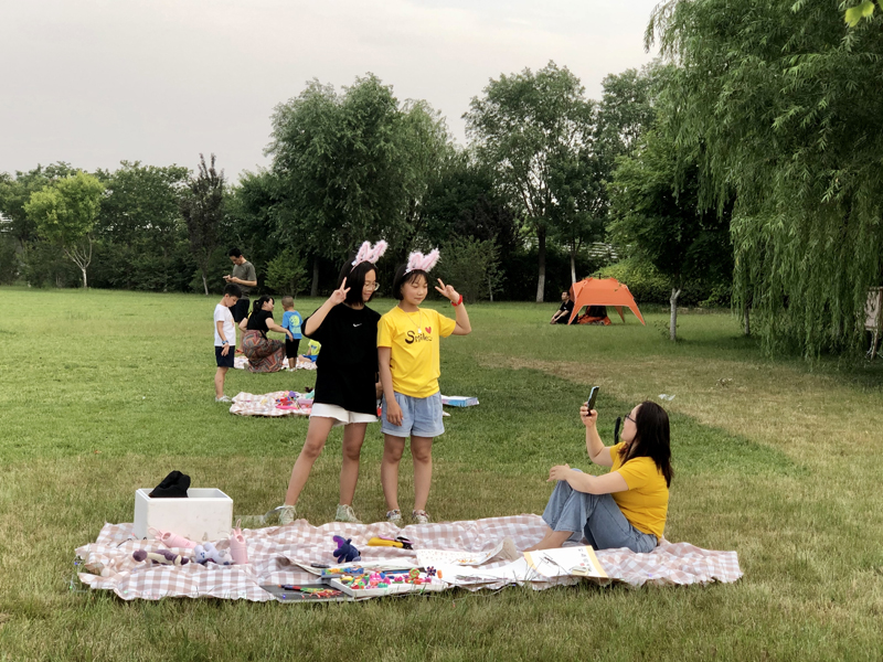 夏令營挑戰地攤經濟,覽眾房車不一樣的活動 夏令營挑戰地攤經濟,覽眾房車不一樣的活動