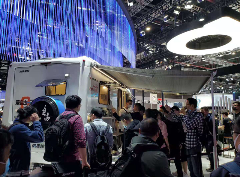 覽眾自由炮登陸上海汽車展長城展臺 覽眾自由炮登陸上海汽車展長城展臺