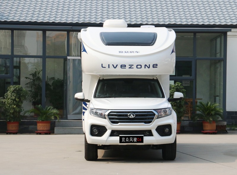 有上下鋪的房車，還是四驅，點贊