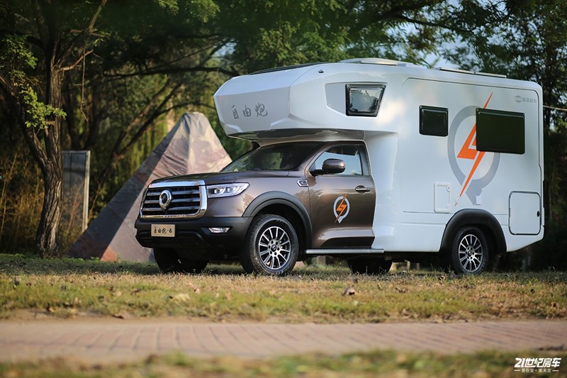 打響第二炮！搶先實拍體驗覽眾自由炮-B皮卡四驅(qū)房車