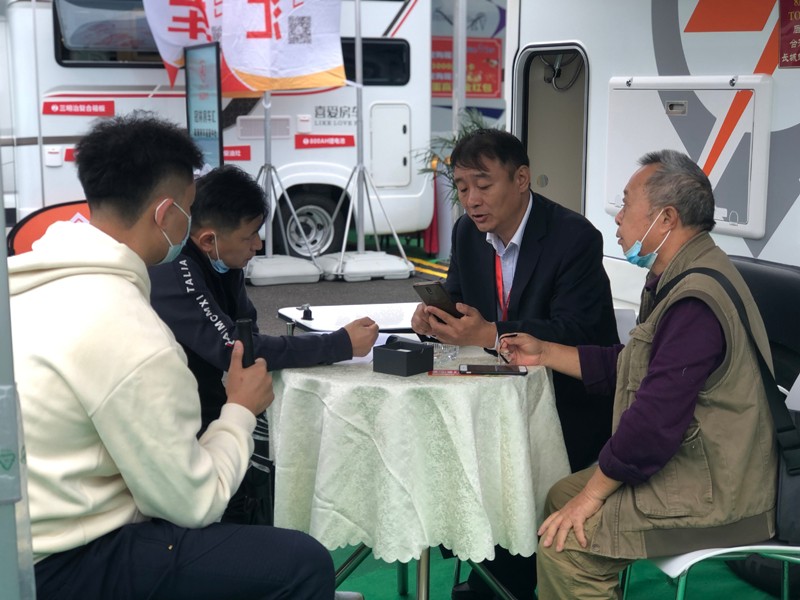 性能滿格,自由炮憑實(shí)力圈粉 性能滿格,自由炮憑實(shí)力圈粉