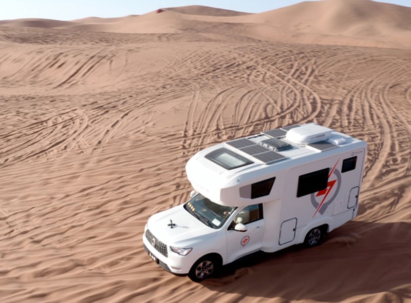 極致動力、四驅(qū)越野，樣樣都強(qiáng)，就是這款房車