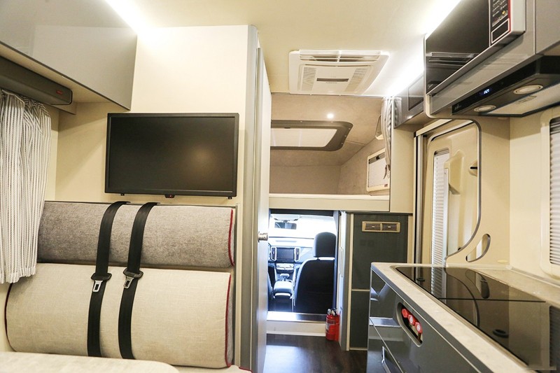 四驅(qū)房車輕松帶你遇見更大的世界 四驅(qū)房車輕松帶你遇見更大的世界