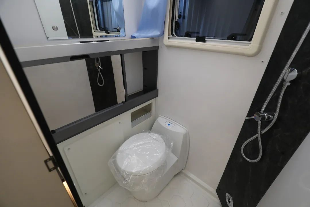 成年人不做選擇題，自由與安穩(wěn)我都要！