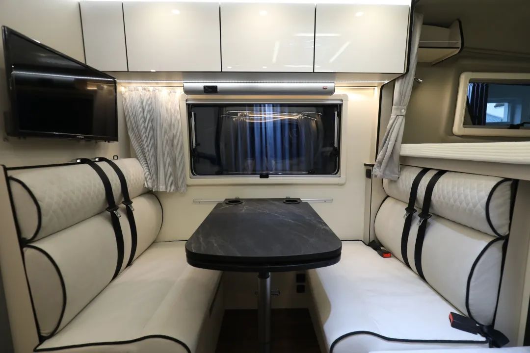 成年人不做選擇題，自由與安穩(wěn)我都要！