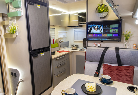 C2本就能開這款房車、動力強勁